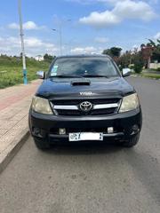Toyota Hilux 2.5 D-4D Extra Cab 2008 Black for sale