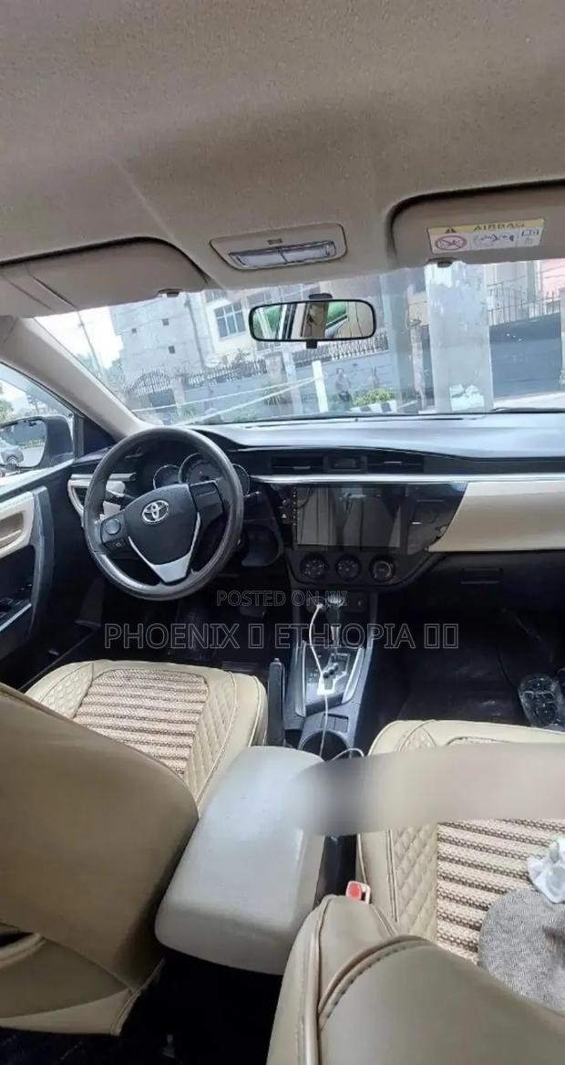 Toyota Corolla 2015 Silver