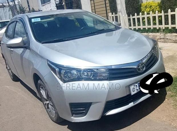 Toyota Corolla 2015