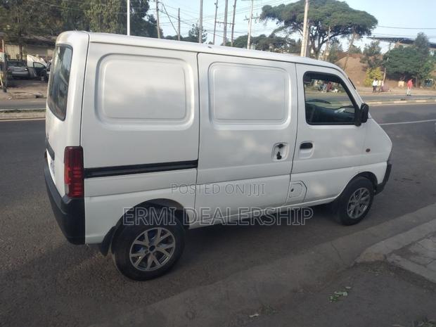 Suzuki Eeco 2024 White