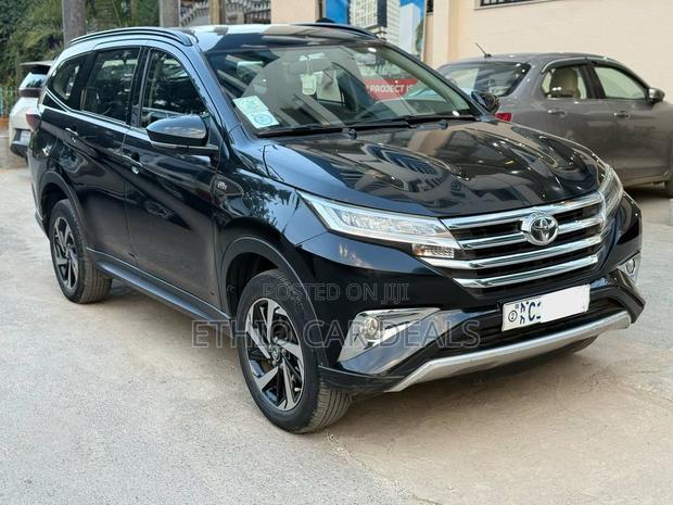 Toyota Rush 2022 Black