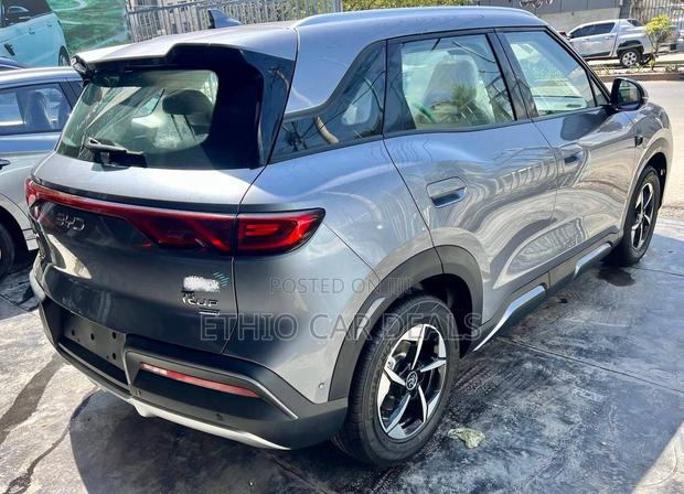 BYD Yuan Up 2025 Gray