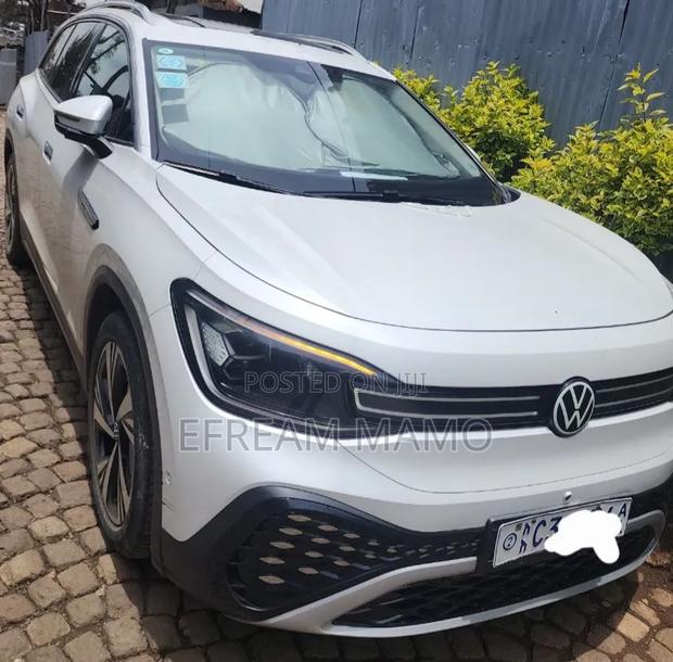 Volkswagen ID.6 2022 White