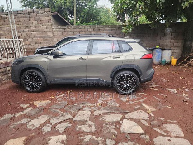New Toyota Corolla Cross Hybrid S AWD 2024 Gray