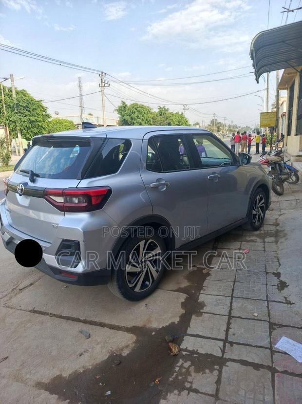 Toyota Raize 1.0 AWD 2022 Silver
