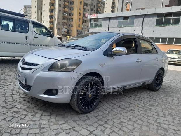 Toyota Yaris 2007 Silver