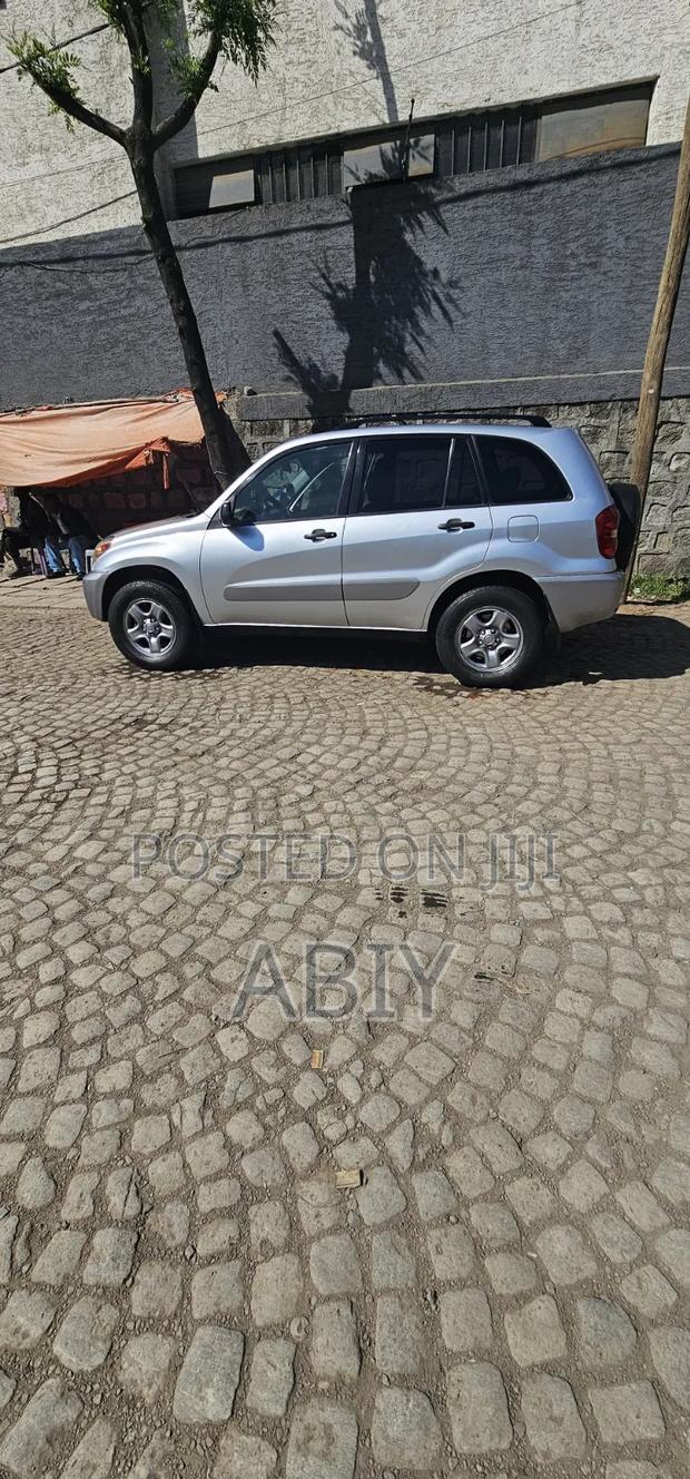 Toyota RAV4 Automatic 2004 Silver