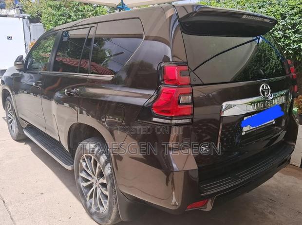 Toyota Land Cruiser Prado 2019 Black