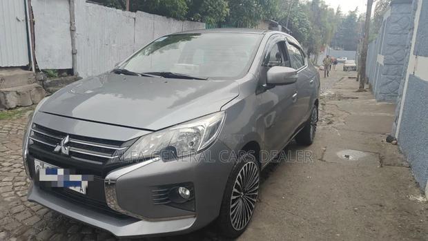 Mitsubishi Attrage 2022 Gray
