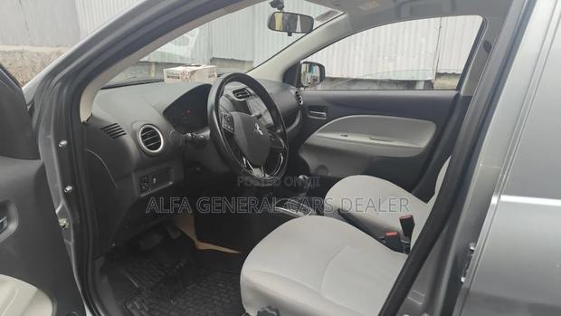 Mitsubishi Attrage 2022 Gray