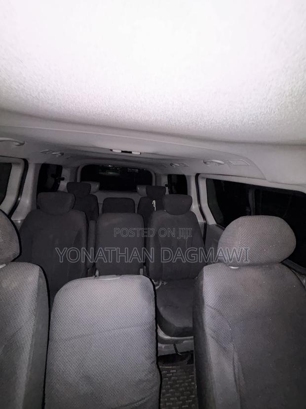 Hyundai H1 2013 Gray