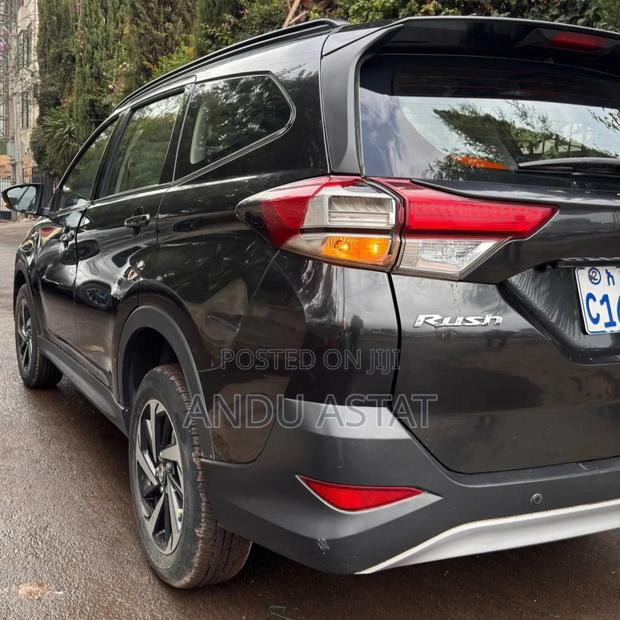 Toyota Rush 2022 Brown
