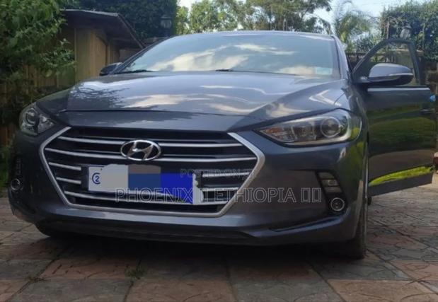 Hyundai Avante 2016 Gray