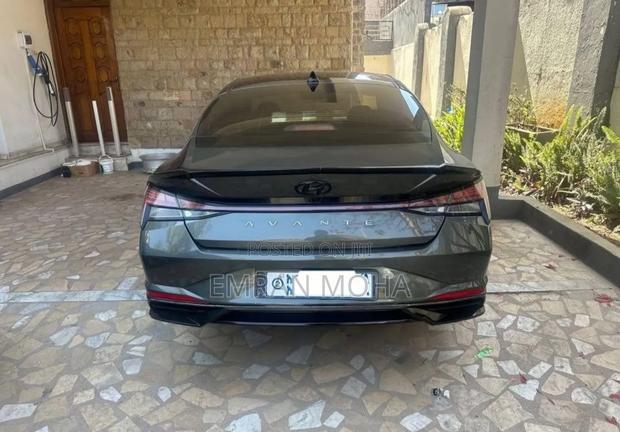 Hyundai Avante 2021 Gray