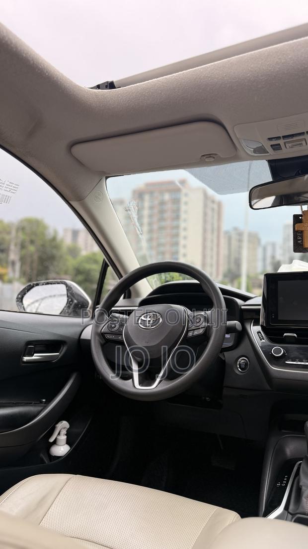 Toyota Corolla 2022 White