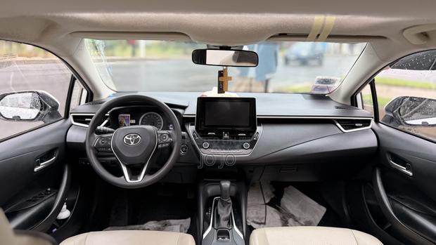 Toyota Corolla 2022 White