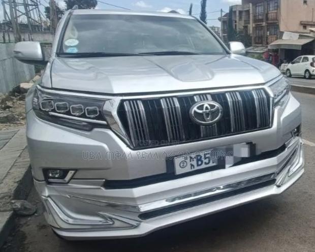 Toyota Land Cruiser Prado 2014 Off white