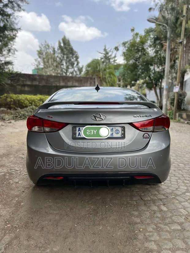 Hyundai Avante 2013 Silver