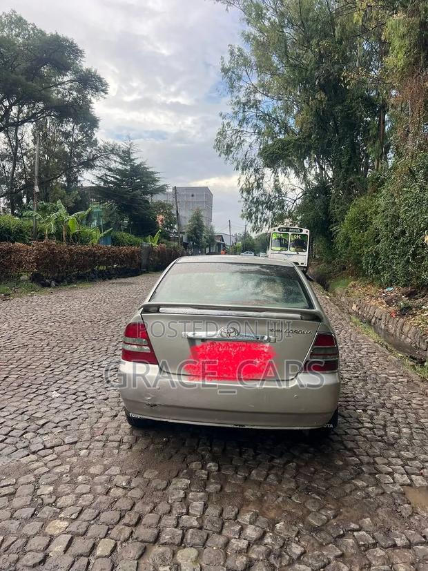 Toyota Corolla Sedan 2003 Gold