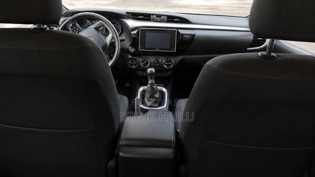 Toyota Hilux Revo Double Cab Deisel 2.4 AWD 2019 Gray