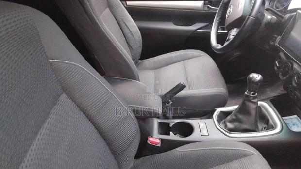 Toyota Hilux Revo Double Cab Deisel 2.4 AWD 2019 Gray