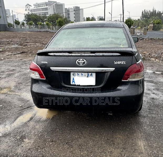 Toyota Yaris 2008 Black