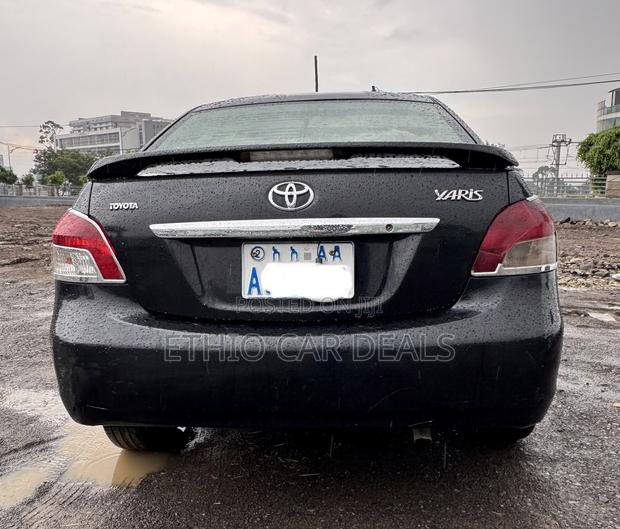 Toyota Yaris 2008 Black