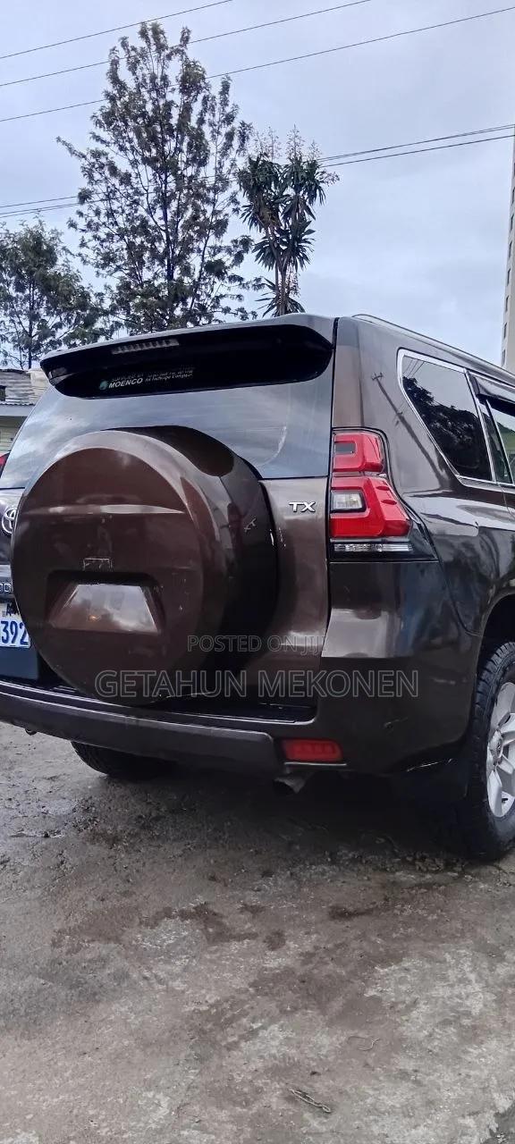Toyota Land Cruiser 2011 Burgundy