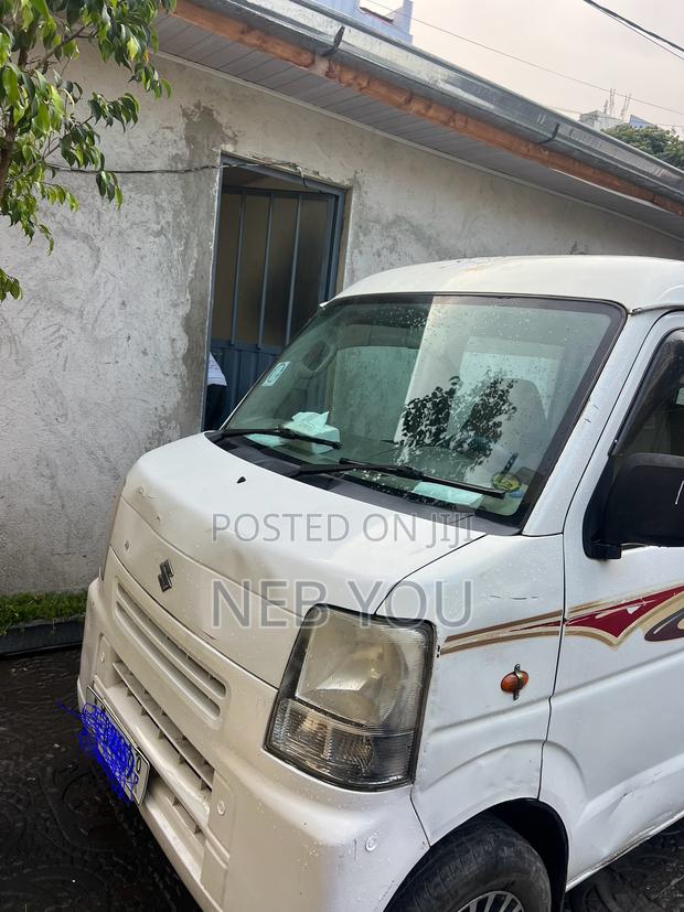 Suzuki Every Wagon 2006 White