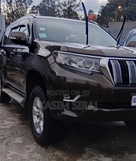 Toyota Land Cruiser Prado 3.0 TD 2011 Brown