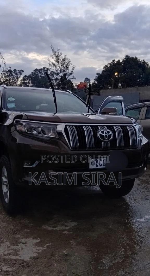 Toyota Land Cruiser Prado 3.0 TD 2011 Brown