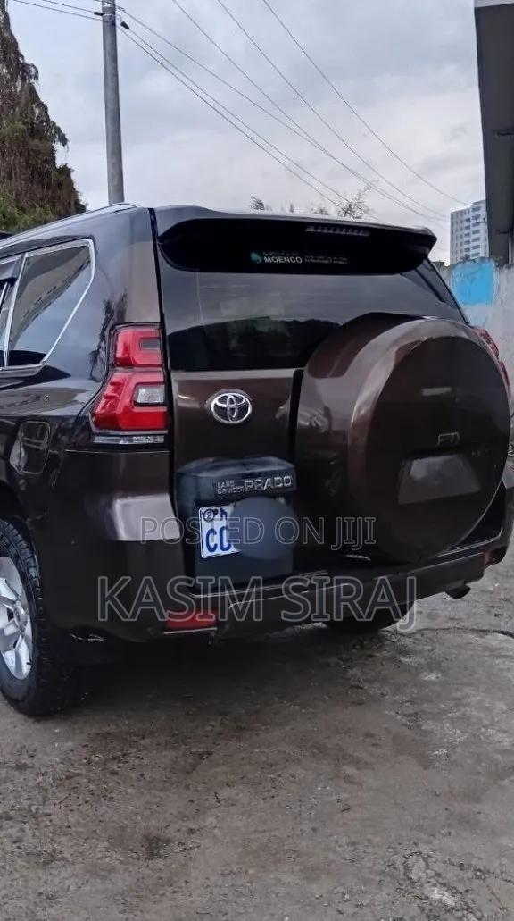 Toyota Land Cruiser Prado 3.0 TD 2011 Brown