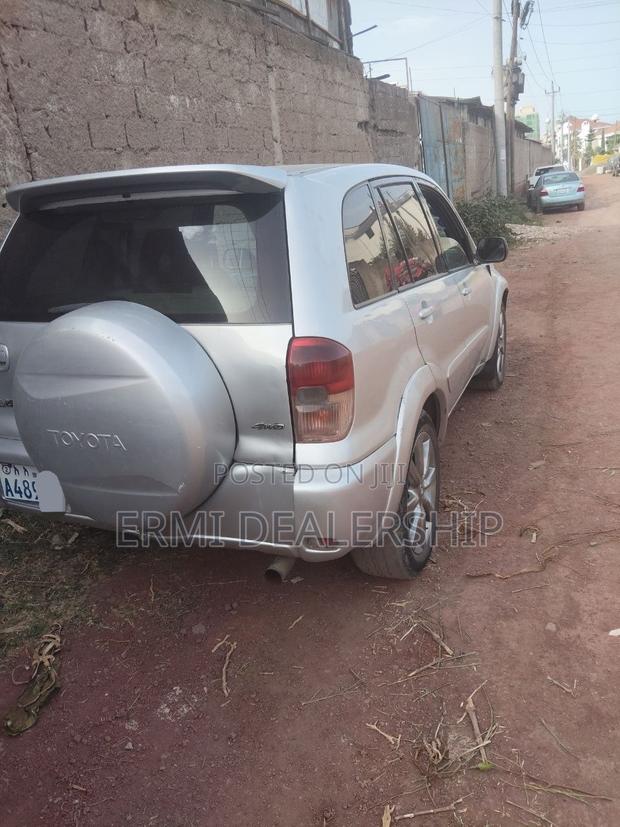 Toyota RAV4 2001 Silver