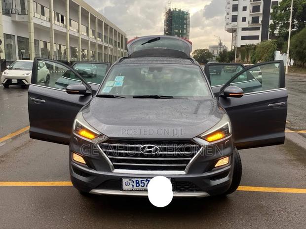 Hyundai Tucson 2020 Gray
