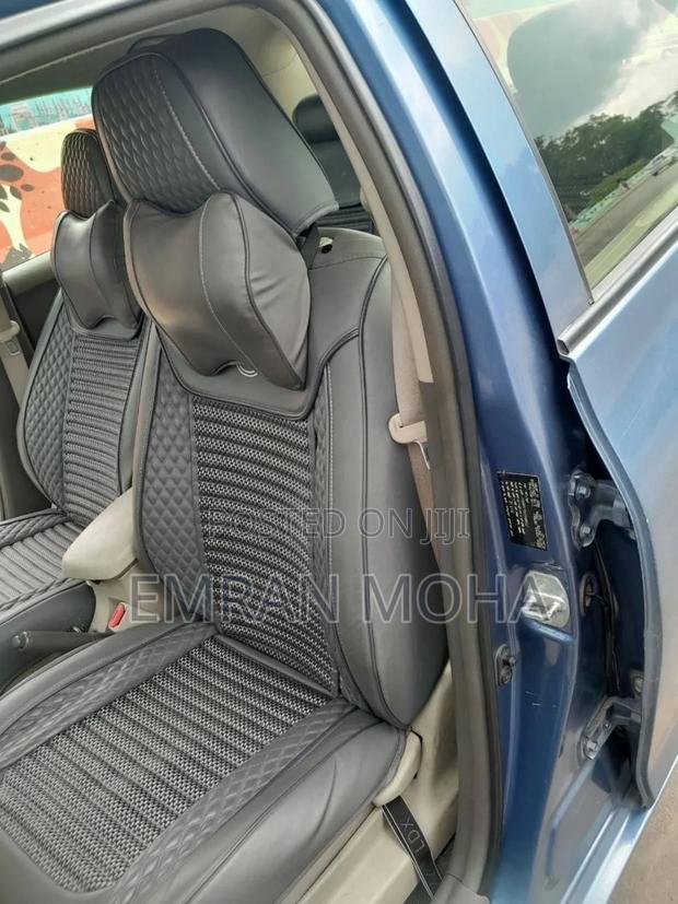 Toyota Yaris 2013 Blue