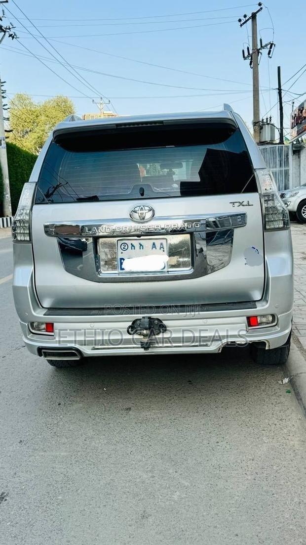 Toyota Land Cruiser Prado 2016 Silver