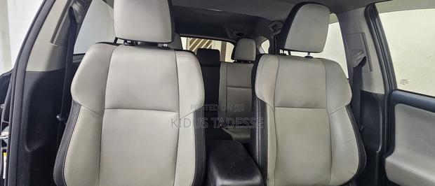 Toyota RAV4 2018 Black
