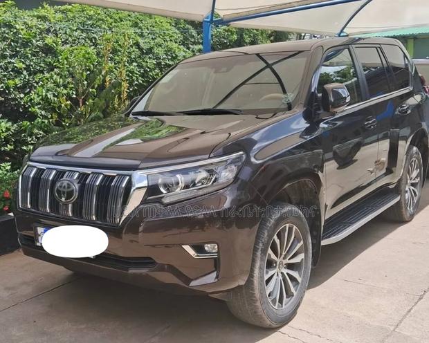 Toyota Land Cruiser Prado 2019 Black