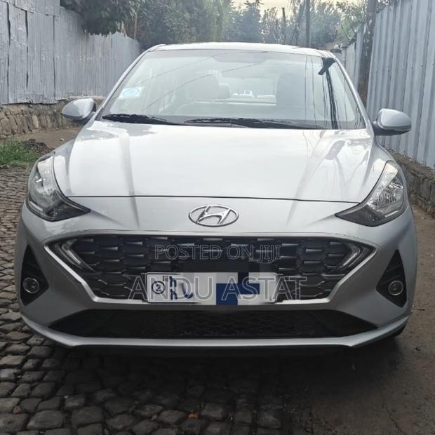 Hyundai I10 2022 Silver