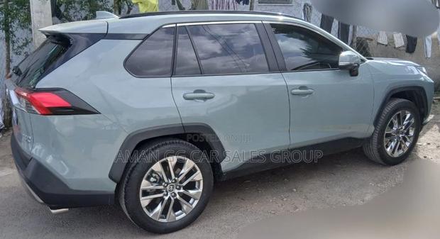 Toyota RAV4 2024 Green