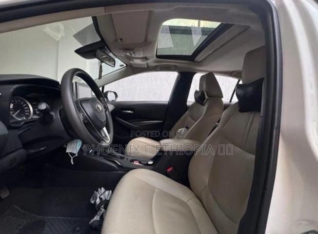 Toyota Corolla 2022 White