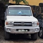 Toyota Land Cruiser 2012 White for sale