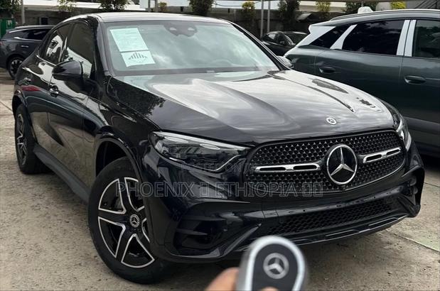 New Mercedes-Benz E400 2024 Black