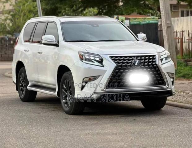 Lexus GX 2019 White