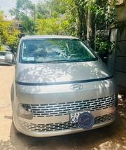 Hyundai Staria 2023 Silver for sale