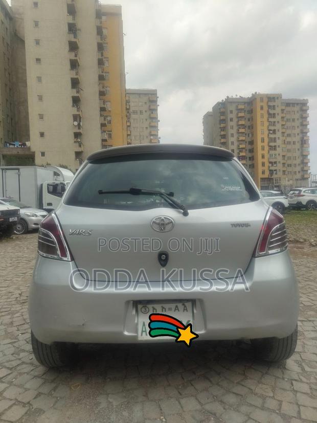 Toyota Yaris 1.0 C 2005 Silver