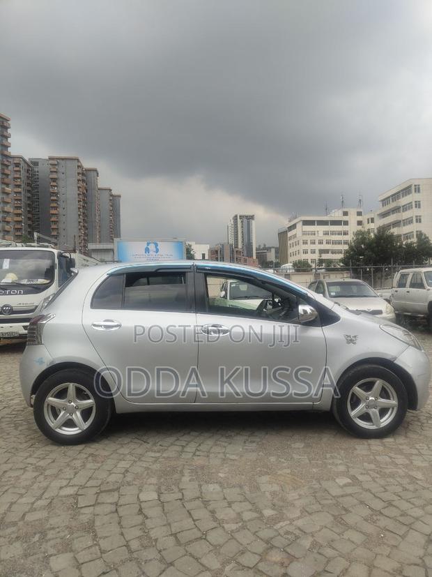 Toyota Yaris 1.0 C 2005 Silver