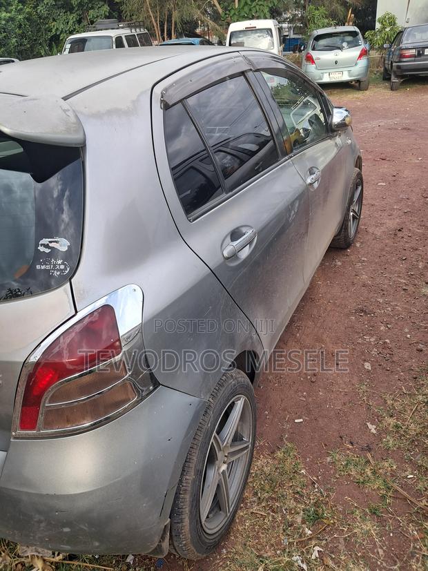 Toyota Yaris 1.0 2006 Silver