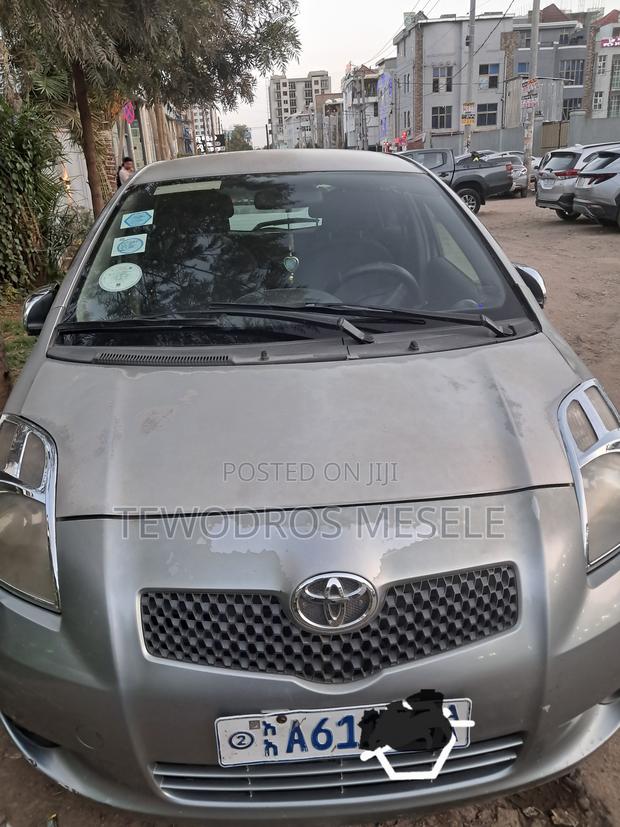 Toyota Yaris 1.0 2006 Silver