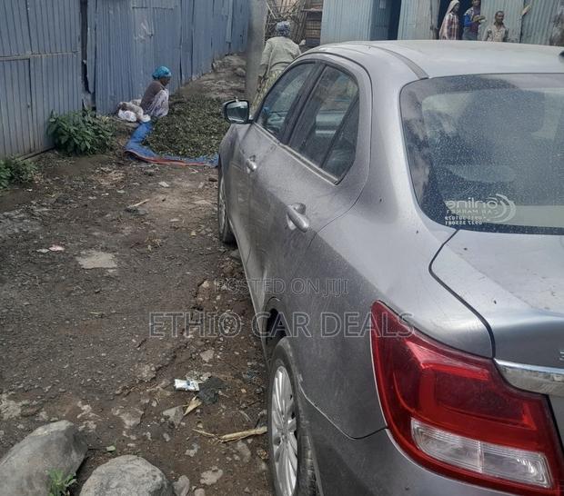 Suzuki Dzire 2023 Silver